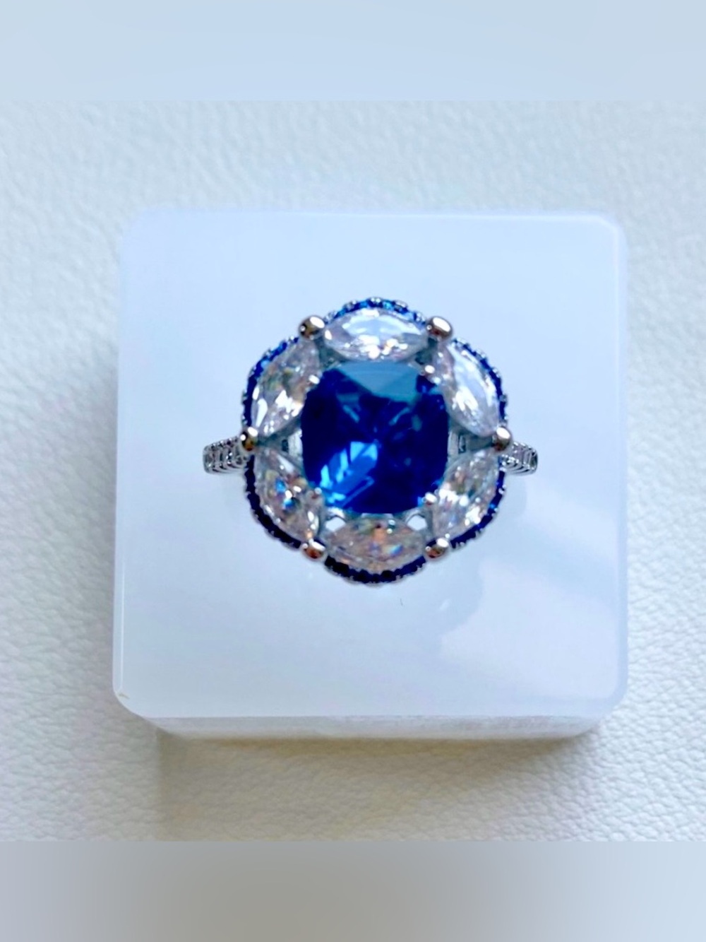 Elegant Blue and Silver Ring